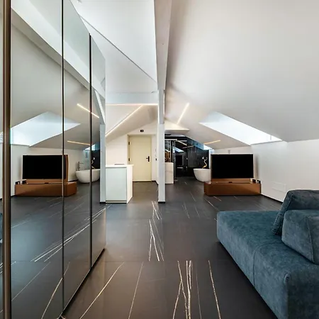 App 304 Palazzo Cavour