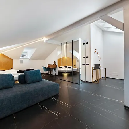 Apartment App 304 Palazzo Cavour *